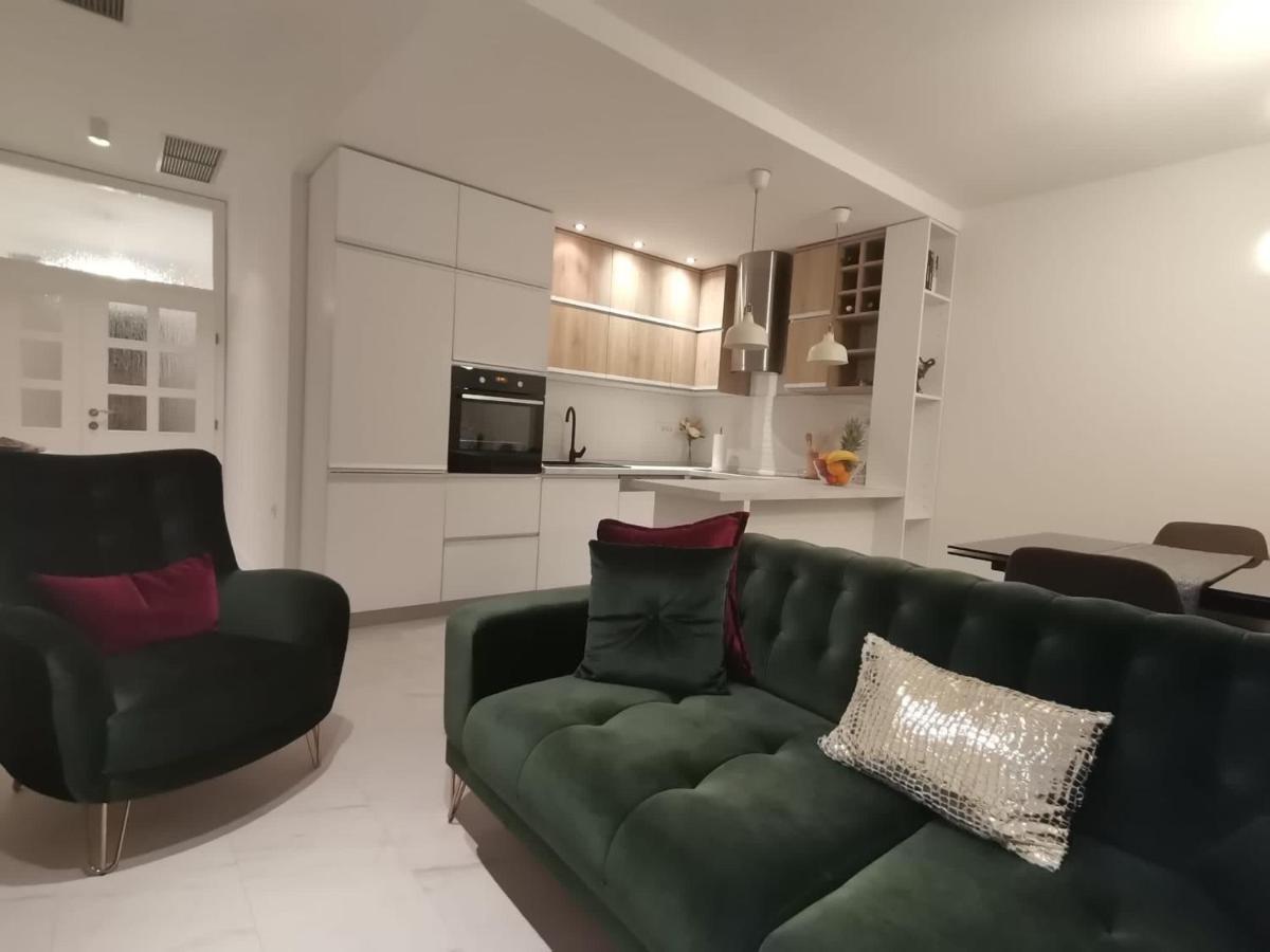 Nino Apartament